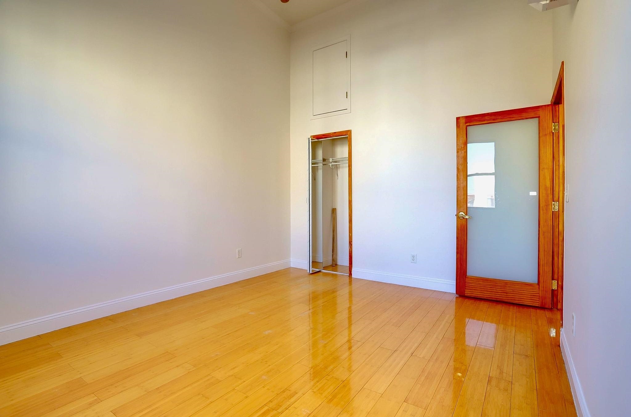 410 CENTRAL AVE Unit: 2D