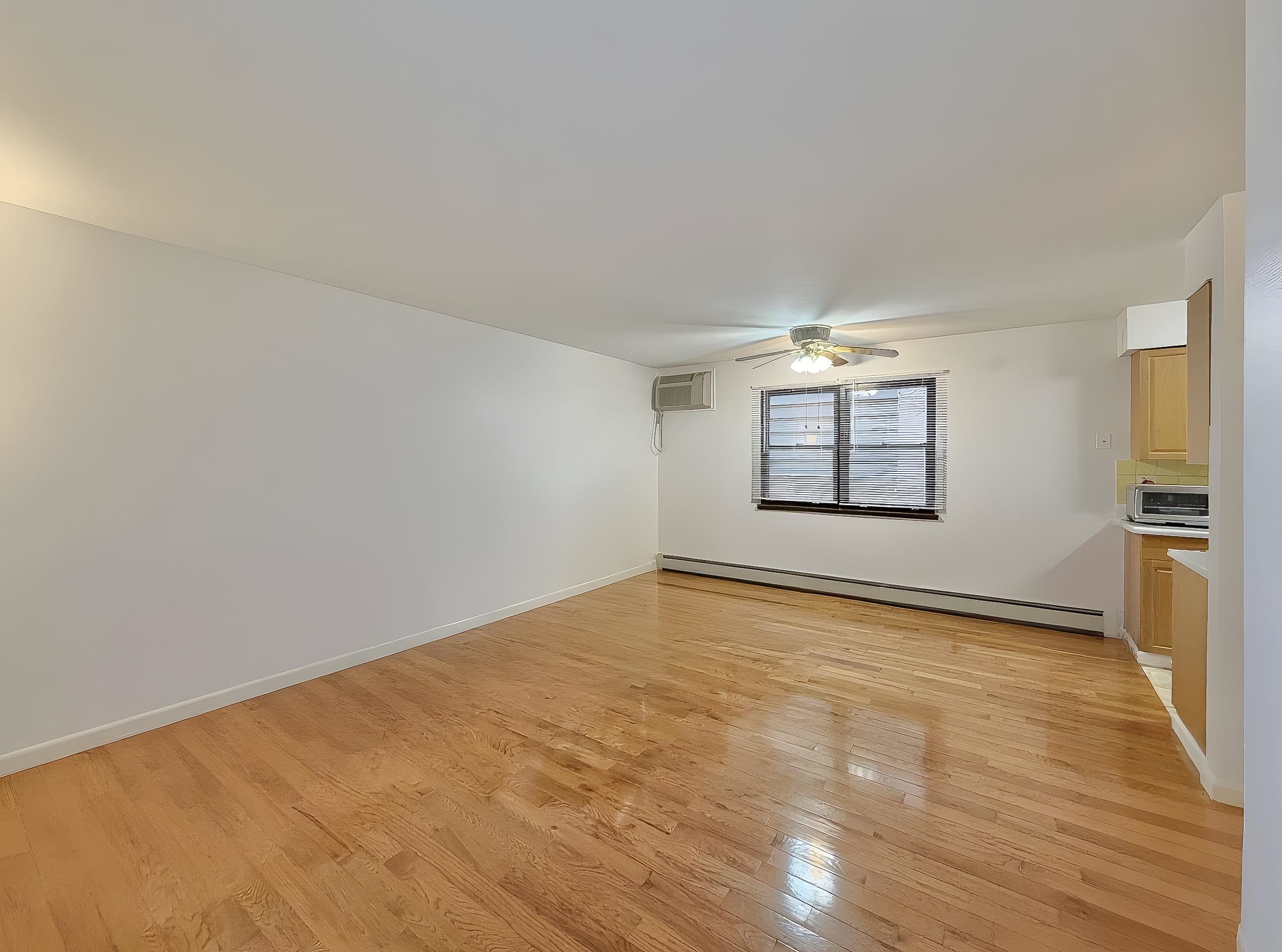 56 68TH ST Unit: 3