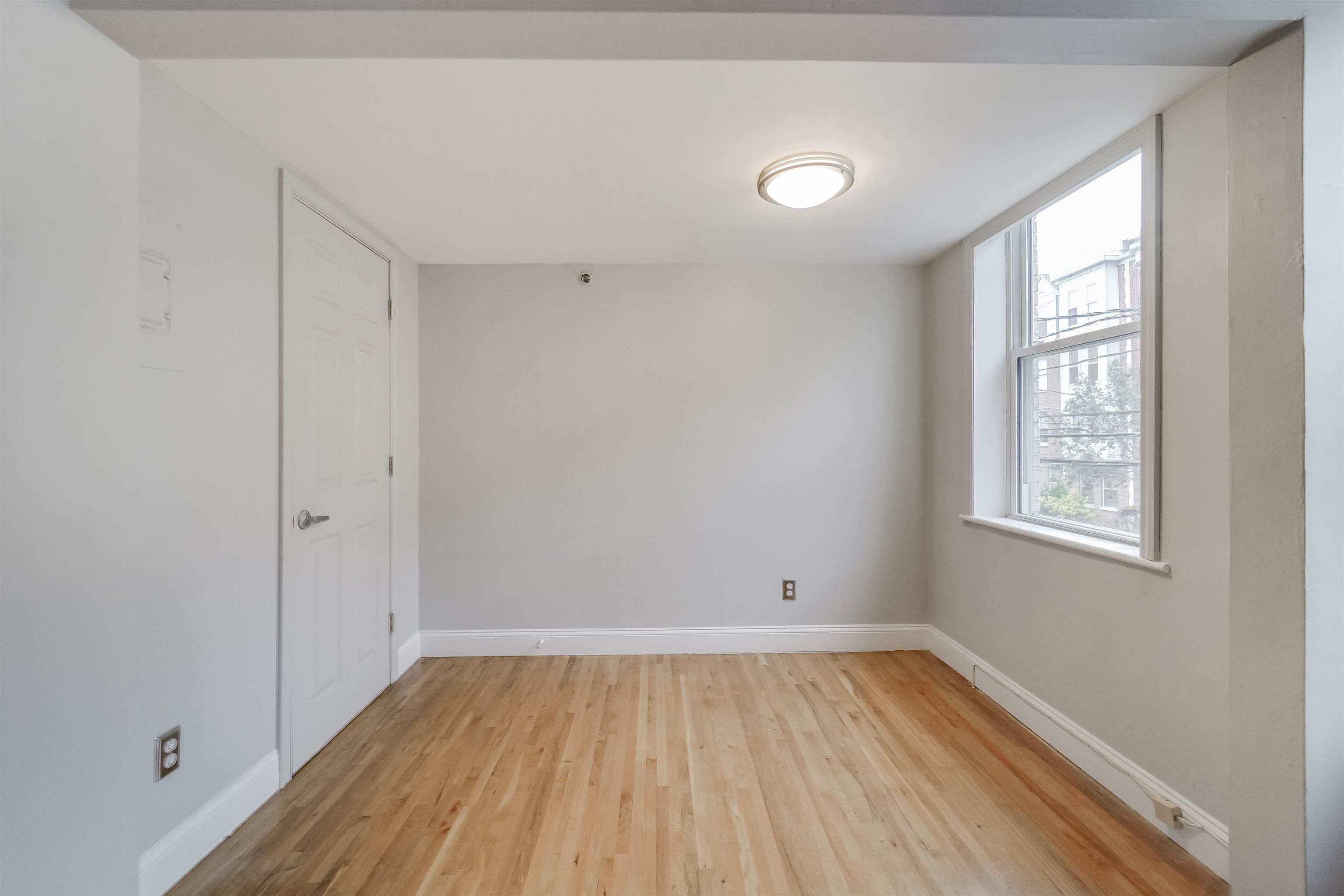 519 MONROE ST Unit: 2C