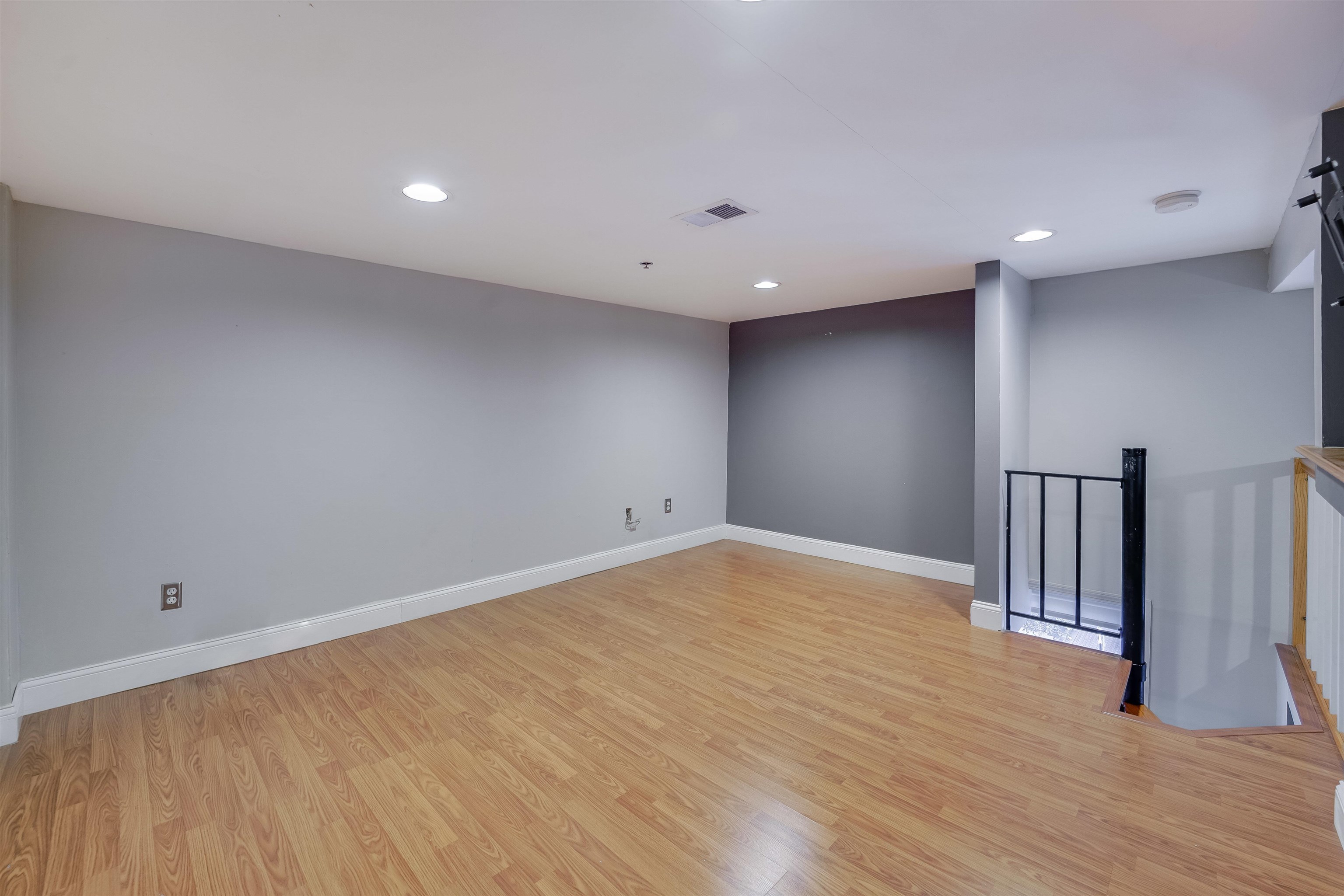 519 MONROE ST Unit: 2C