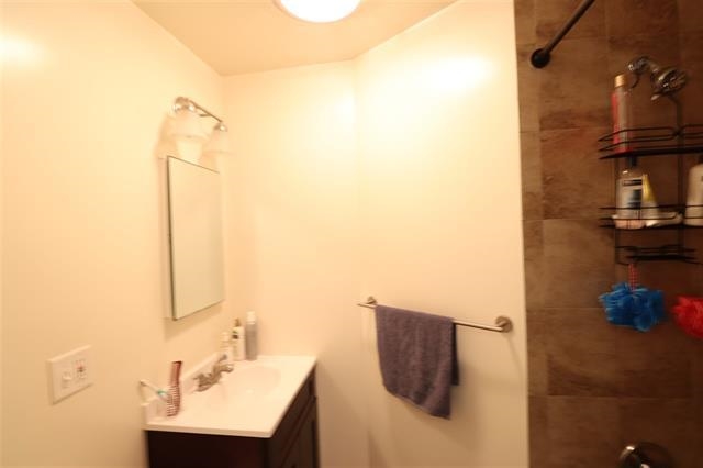 927 WILLOW AVE Unit: 4