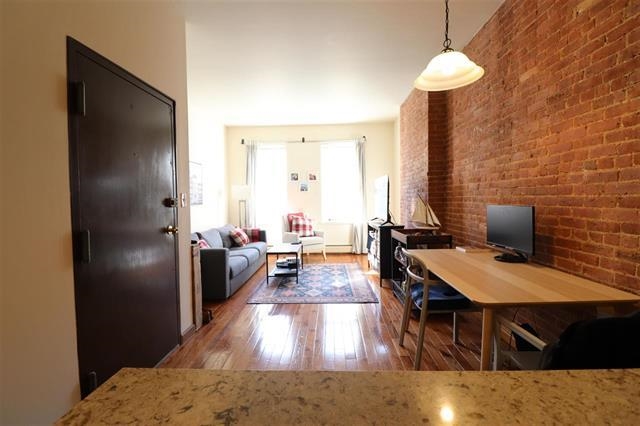 927 WILLOW AVE Unit: 4