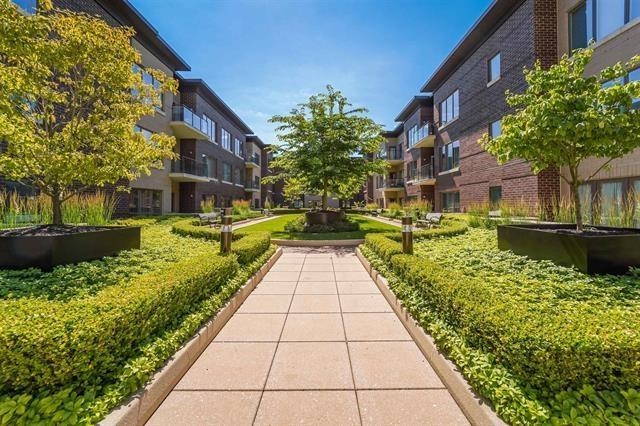 100 ETON ROW Unit: 204