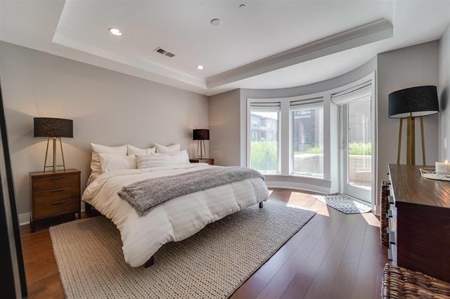 100 ETON ROW Unit: 204