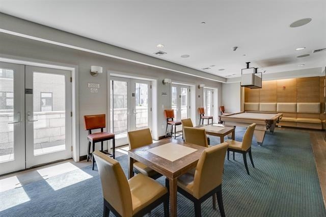 100 ETON ROW Unit: 204