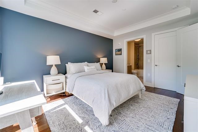 100 ETON ROW Unit: 204