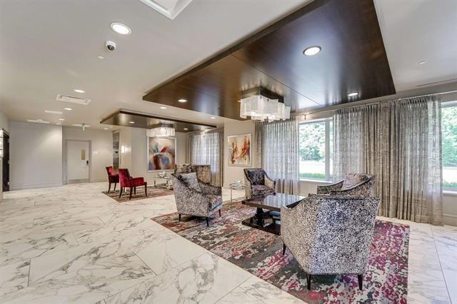 100 ETON ROW Unit: 204