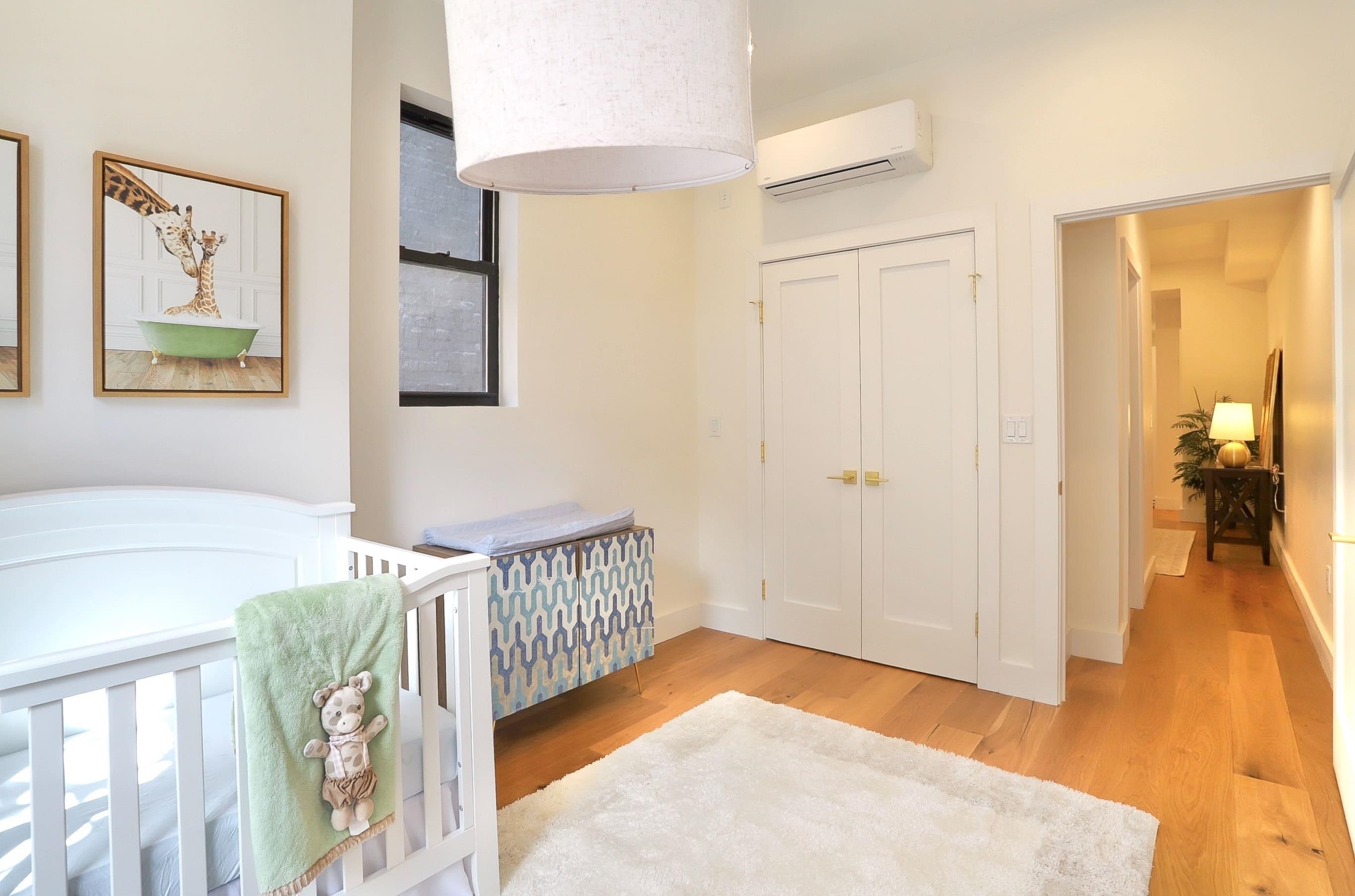 842 PARK AVE Unit: 302