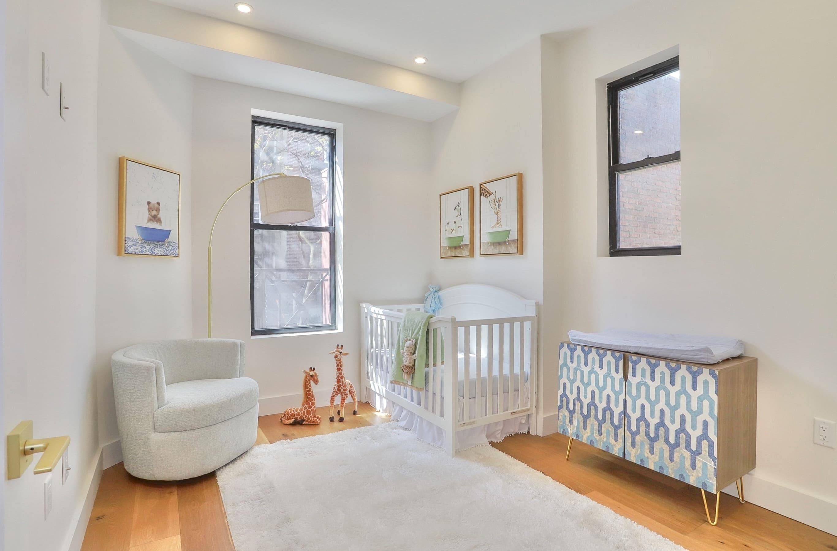 842 PARK AVE Unit: 302