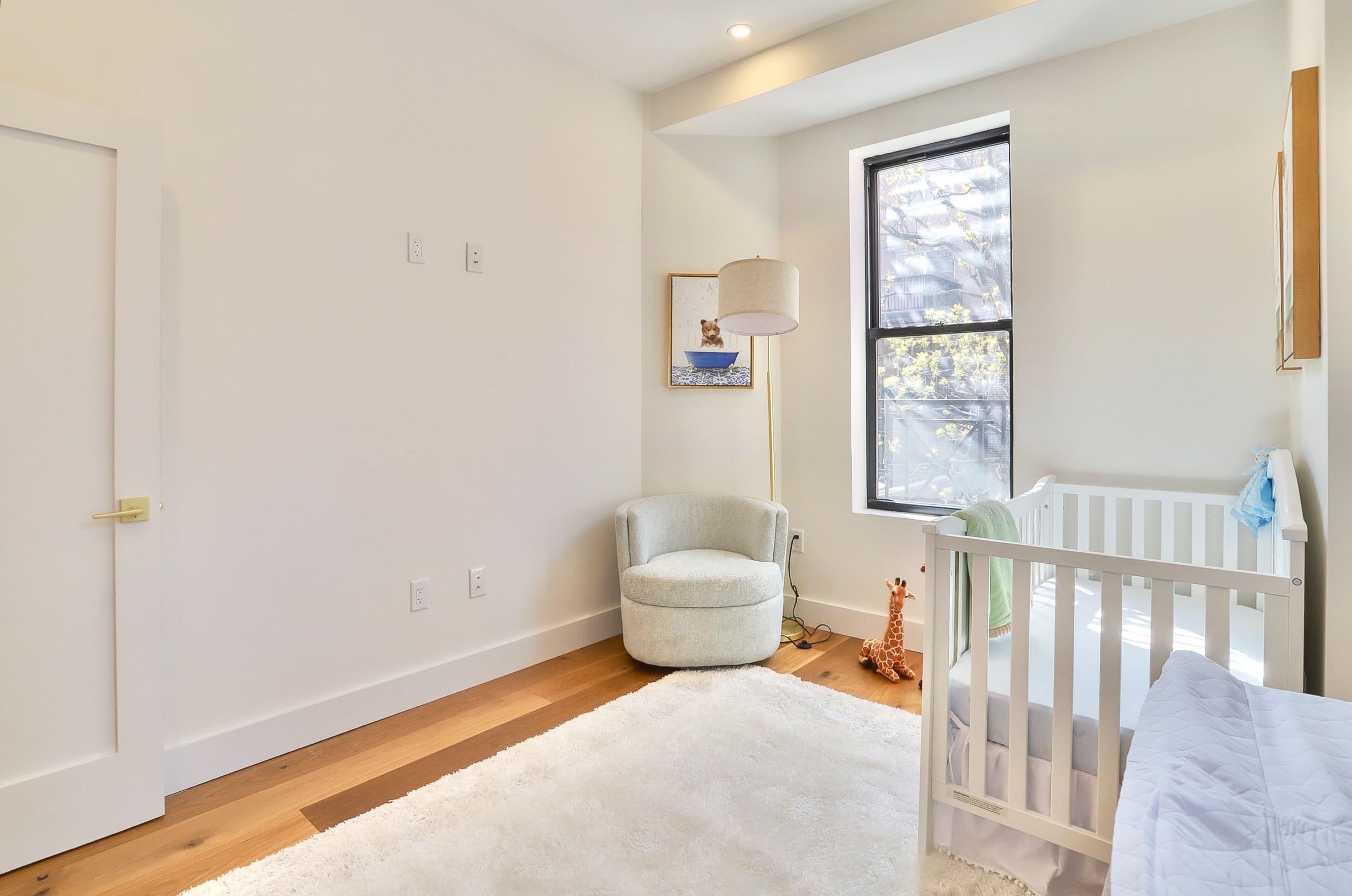 842 PARK AVE Unit: 302