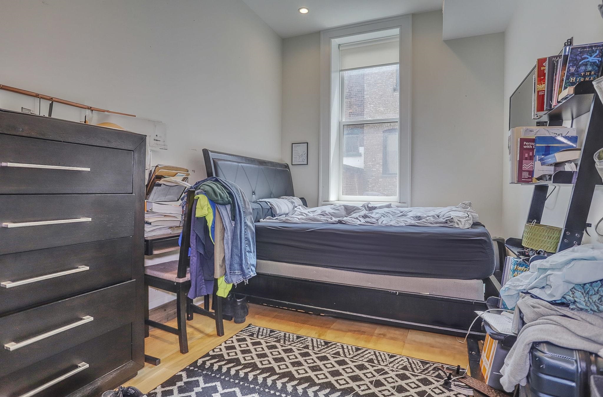 627 WASHINGTON ST Unit: 1