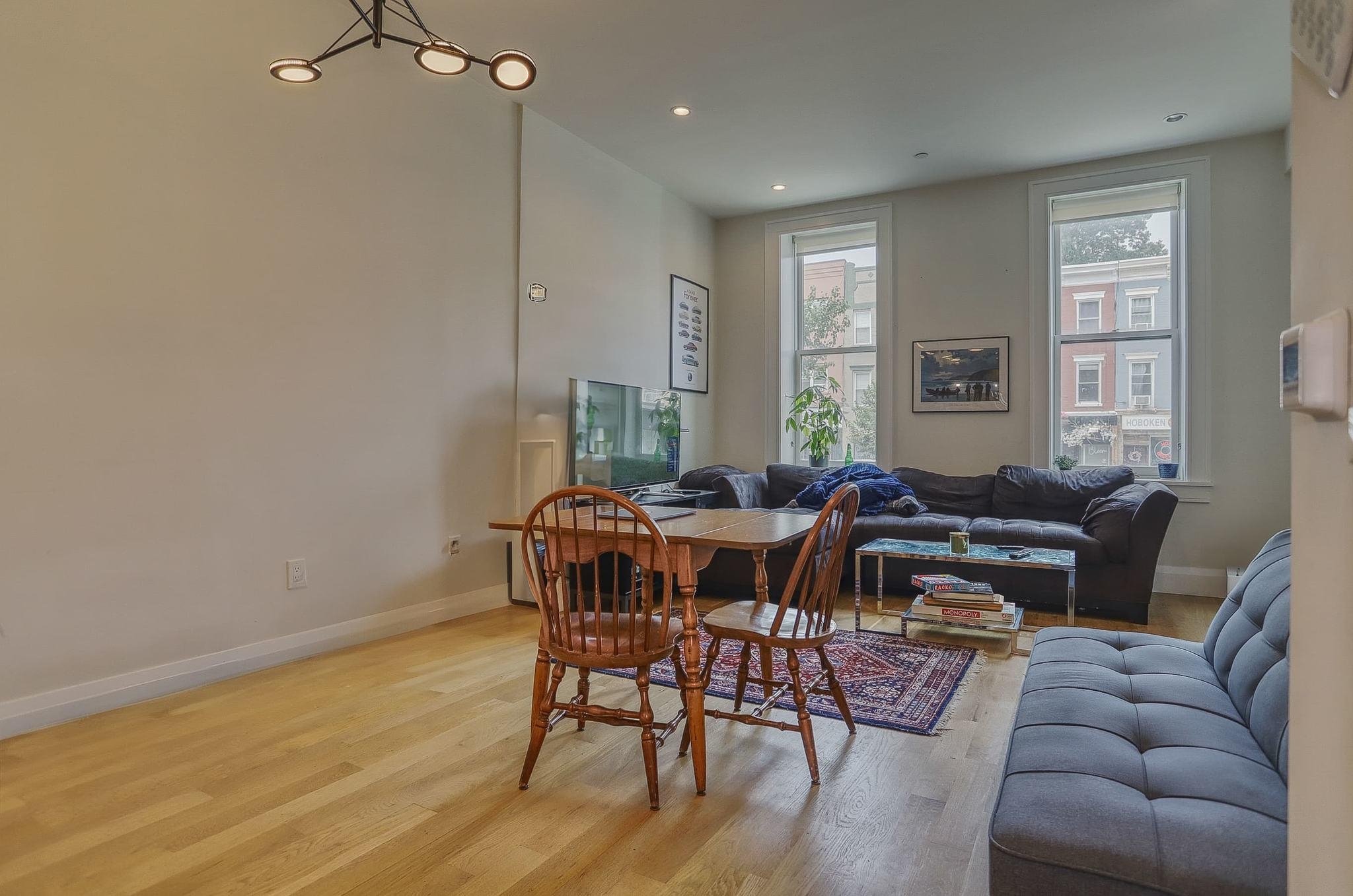 627 WASHINGTON ST Unit: 1