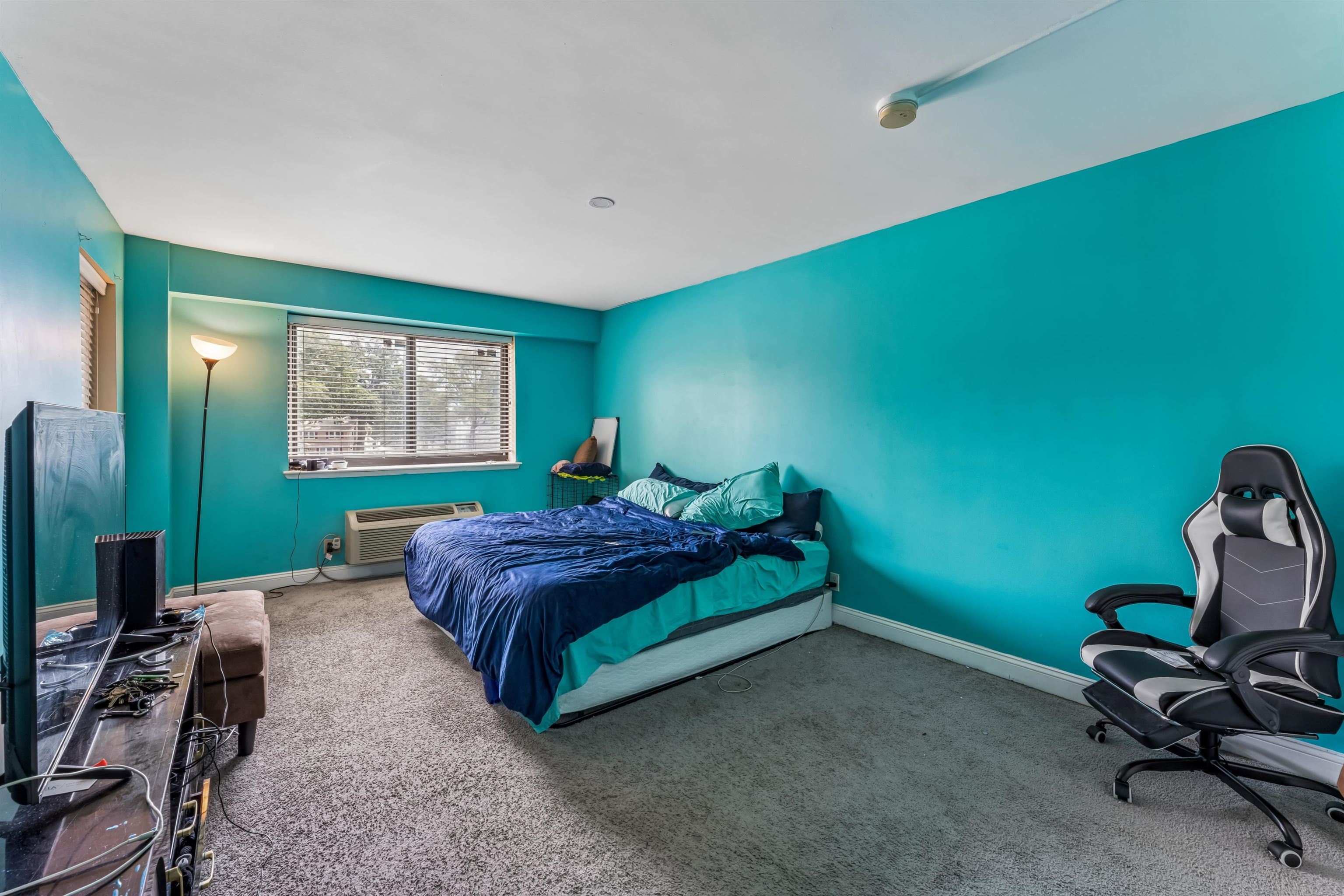 60 PARKWAY DR Unit: 1M