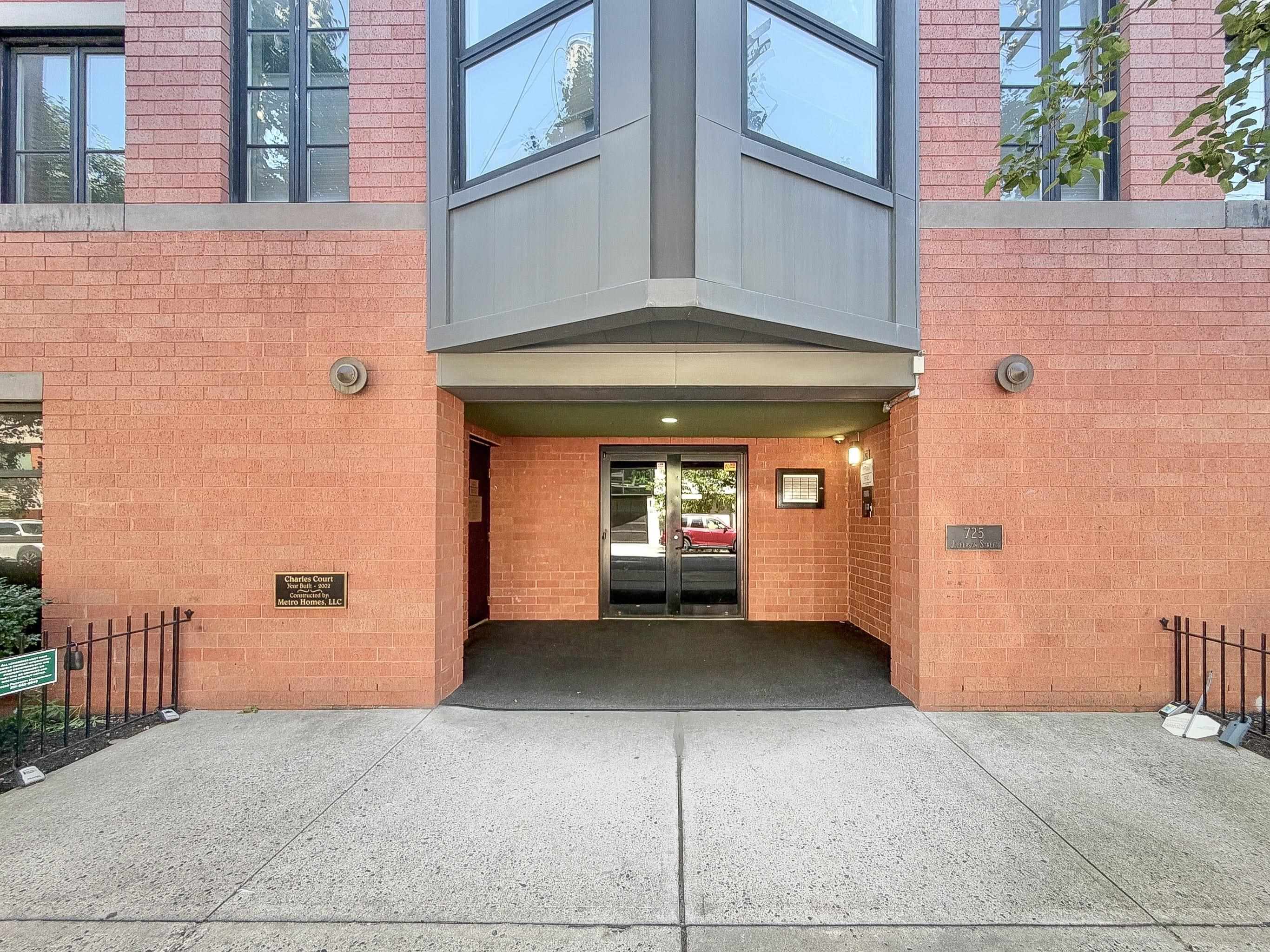 725 JEFFERSON ST Unit: 28