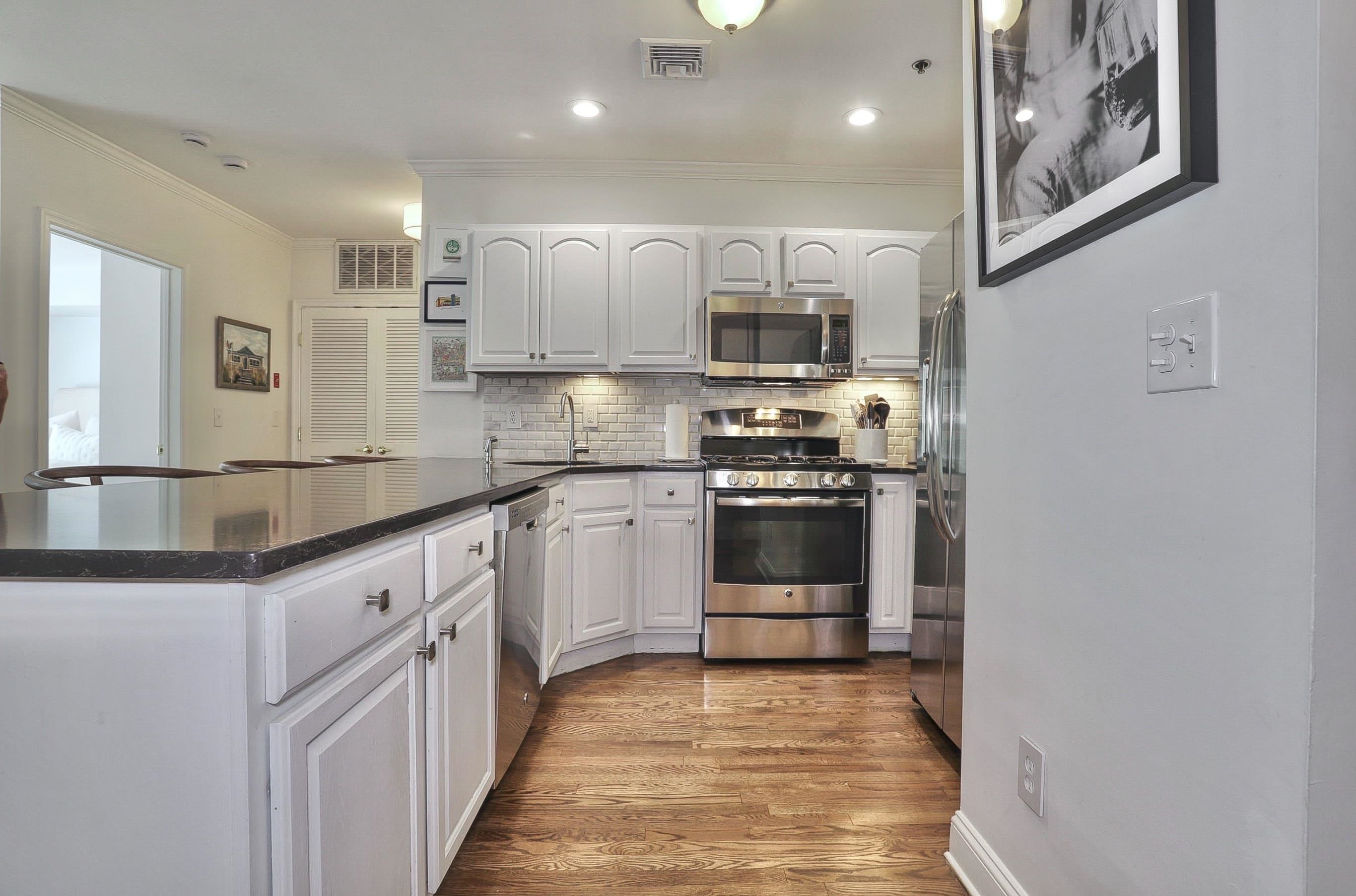 725 JEFFERSON ST Unit: 28