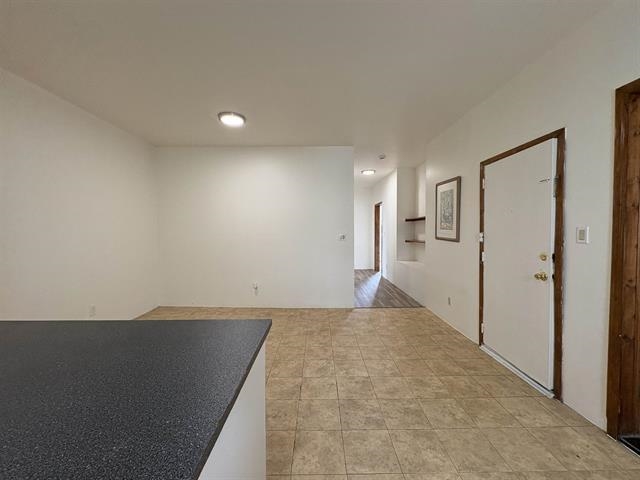 589 PALISADE AVE Unit: 2