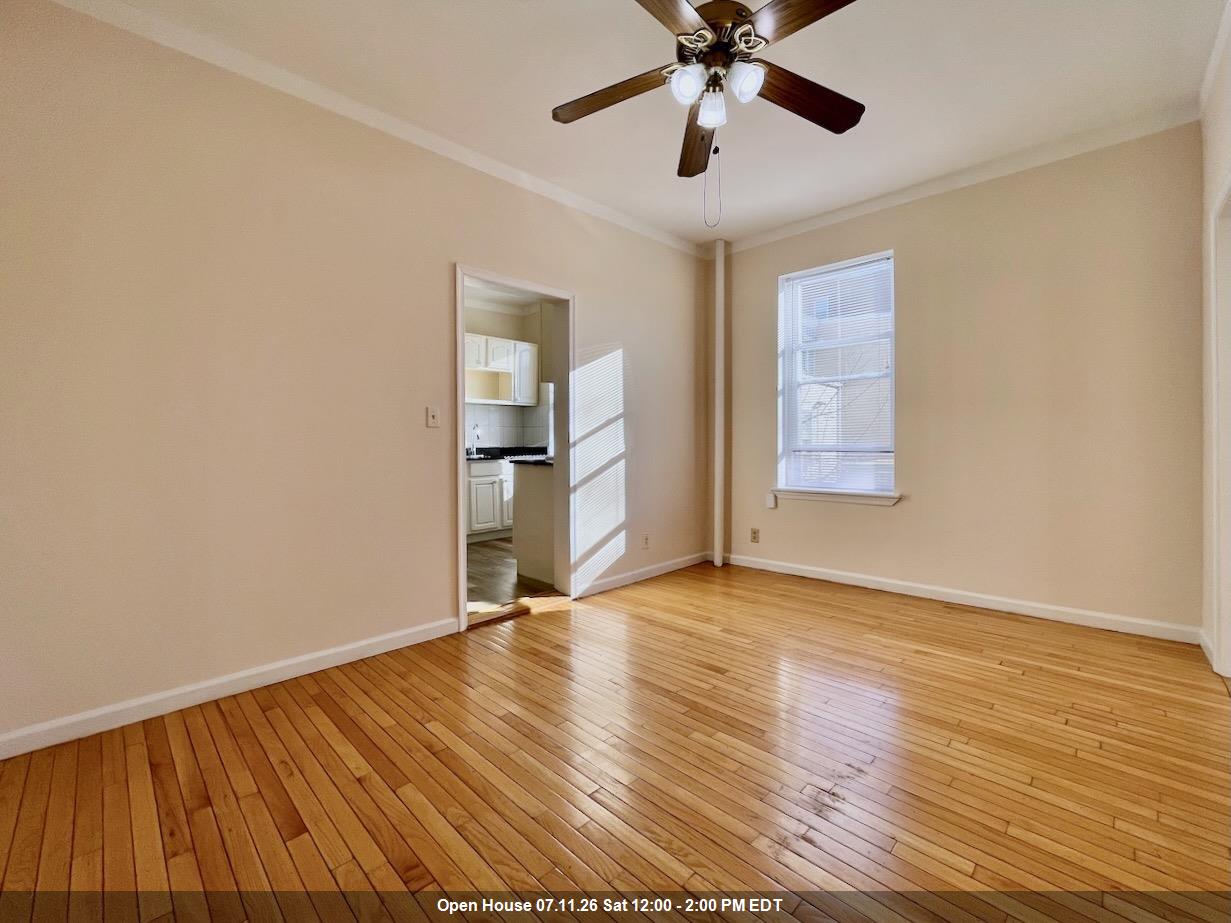 1614 SUMMIT AVE Unit: 4
