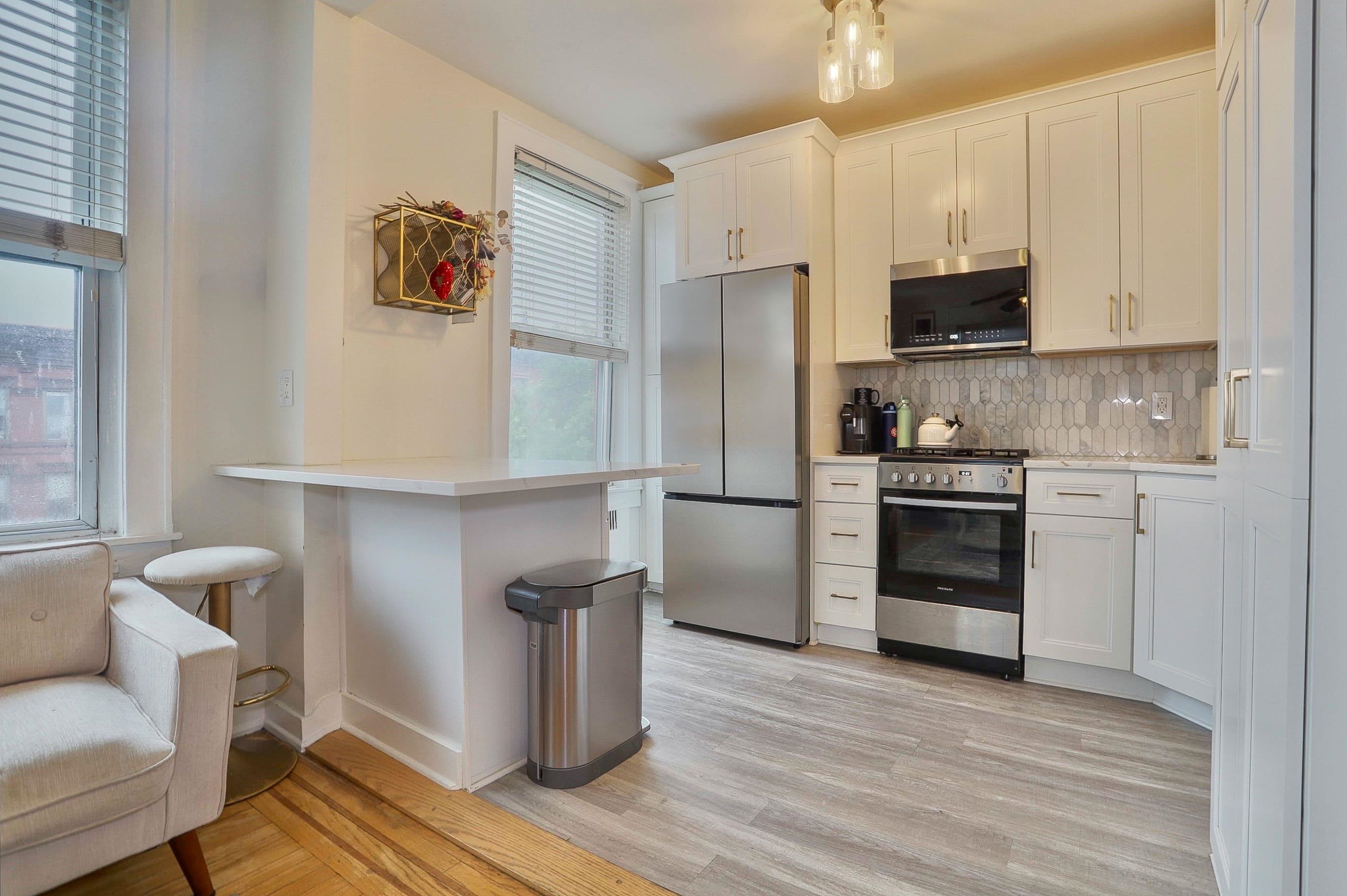 740 WASHINGTON ST Unit: 6