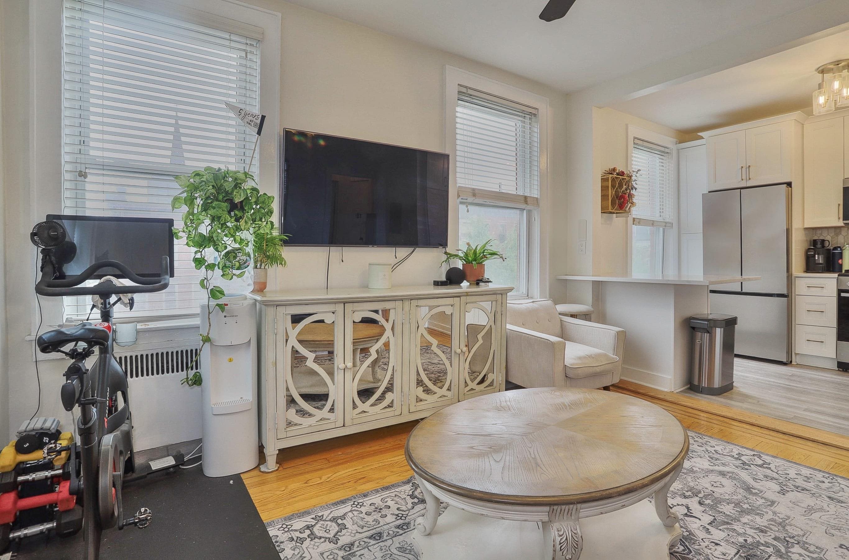 740 WASHINGTON ST Unit: 6