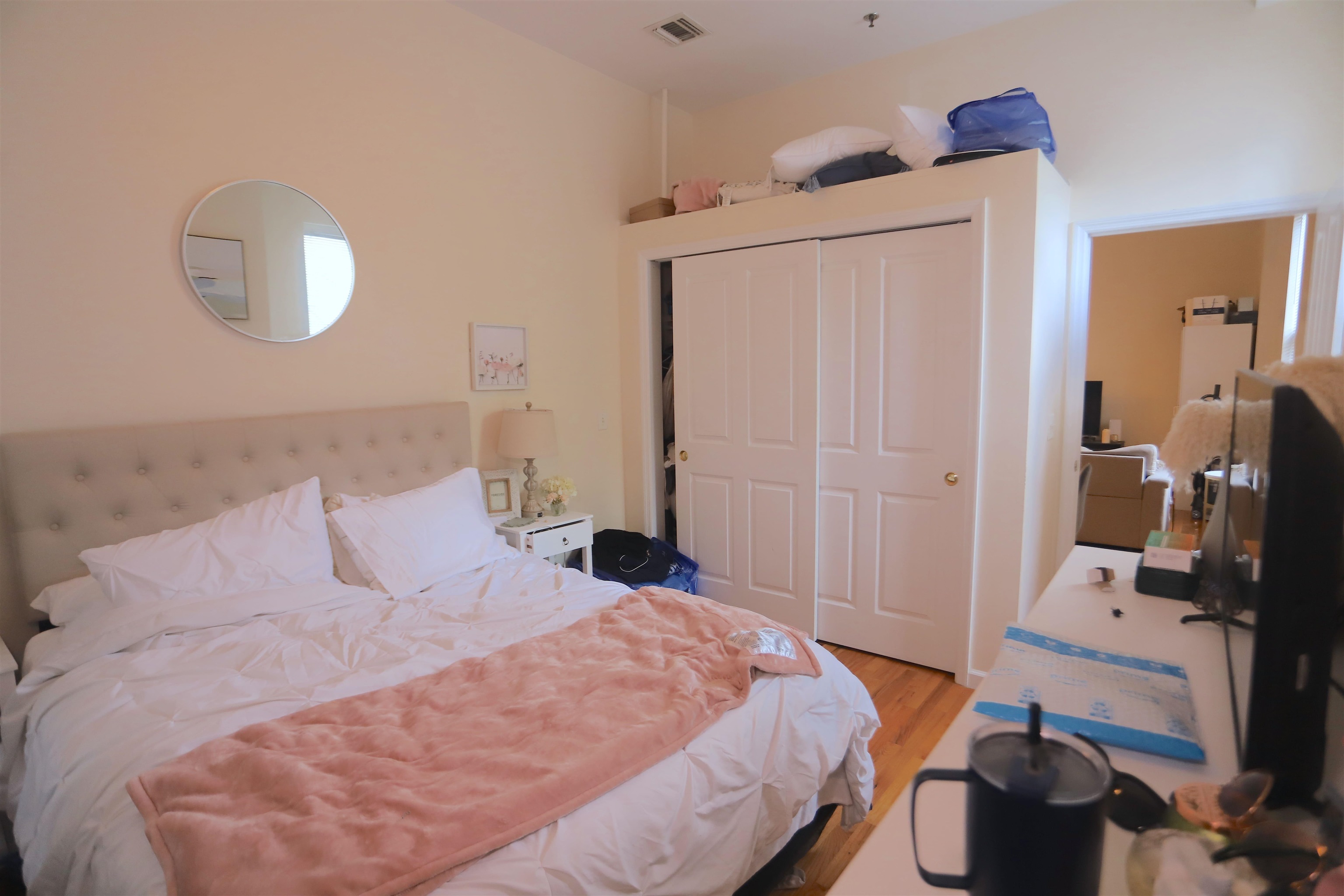 105 11TH ST Unit: 2F