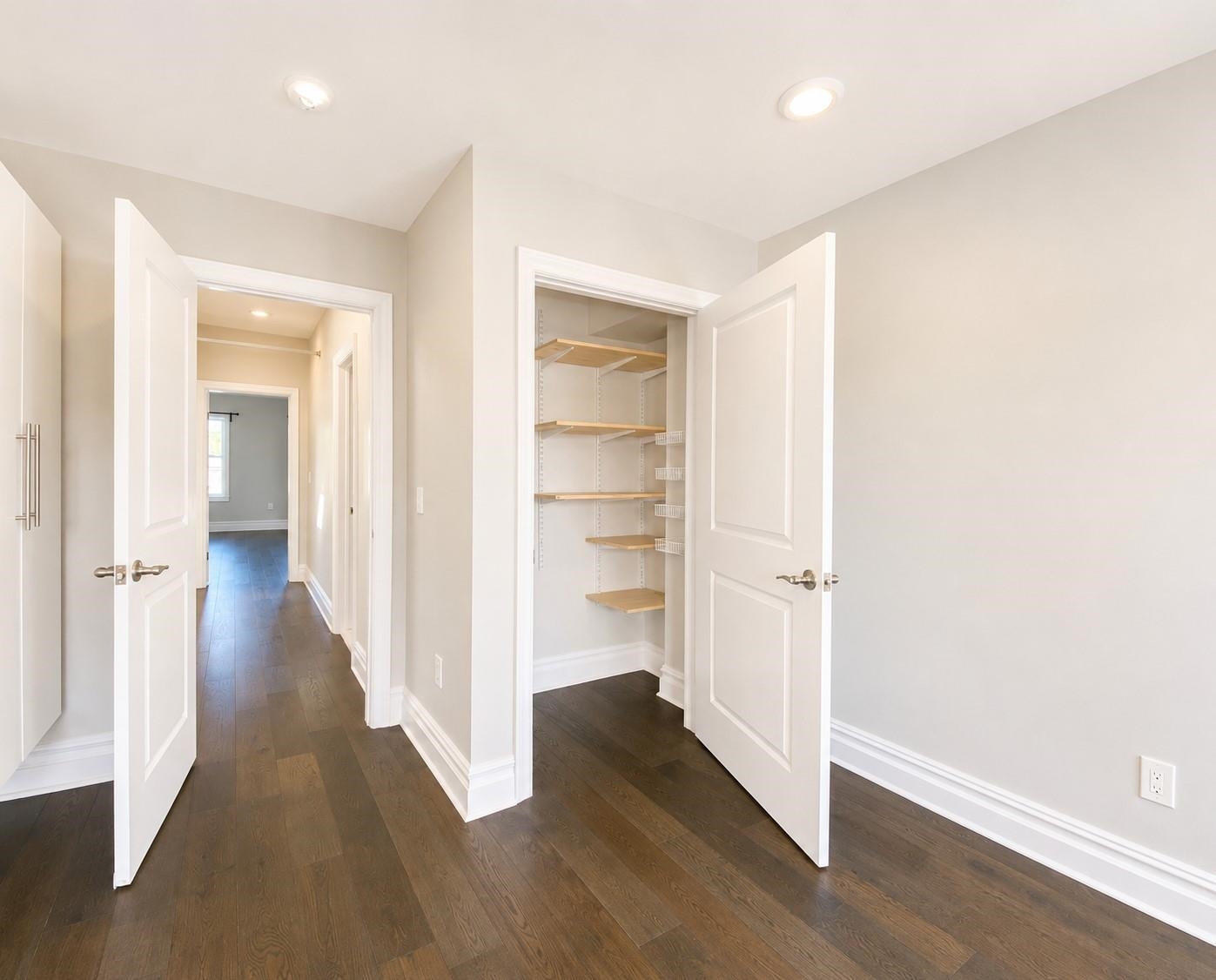 29 BELMONT AVE