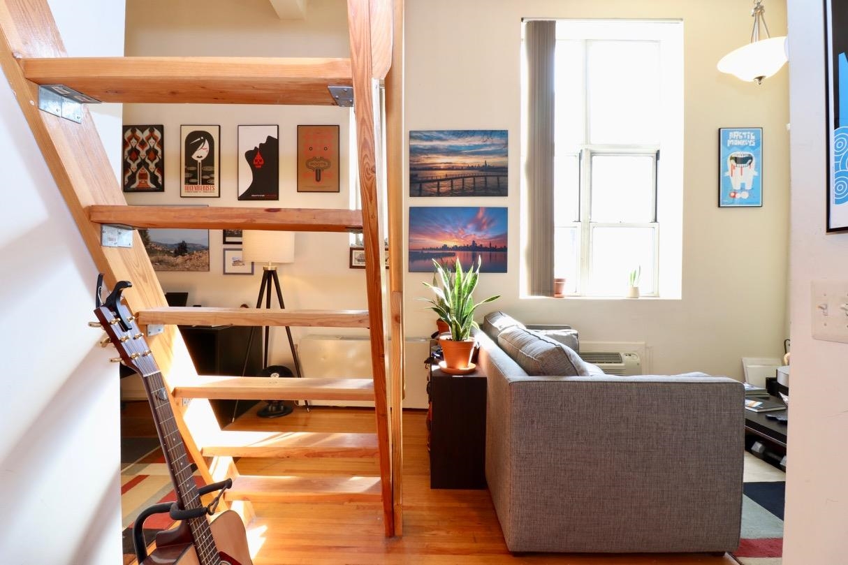 450 7TH ST Unit: 1M