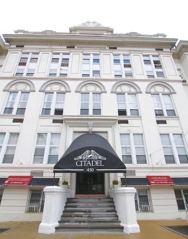 450 7TH ST Unit: 1M
