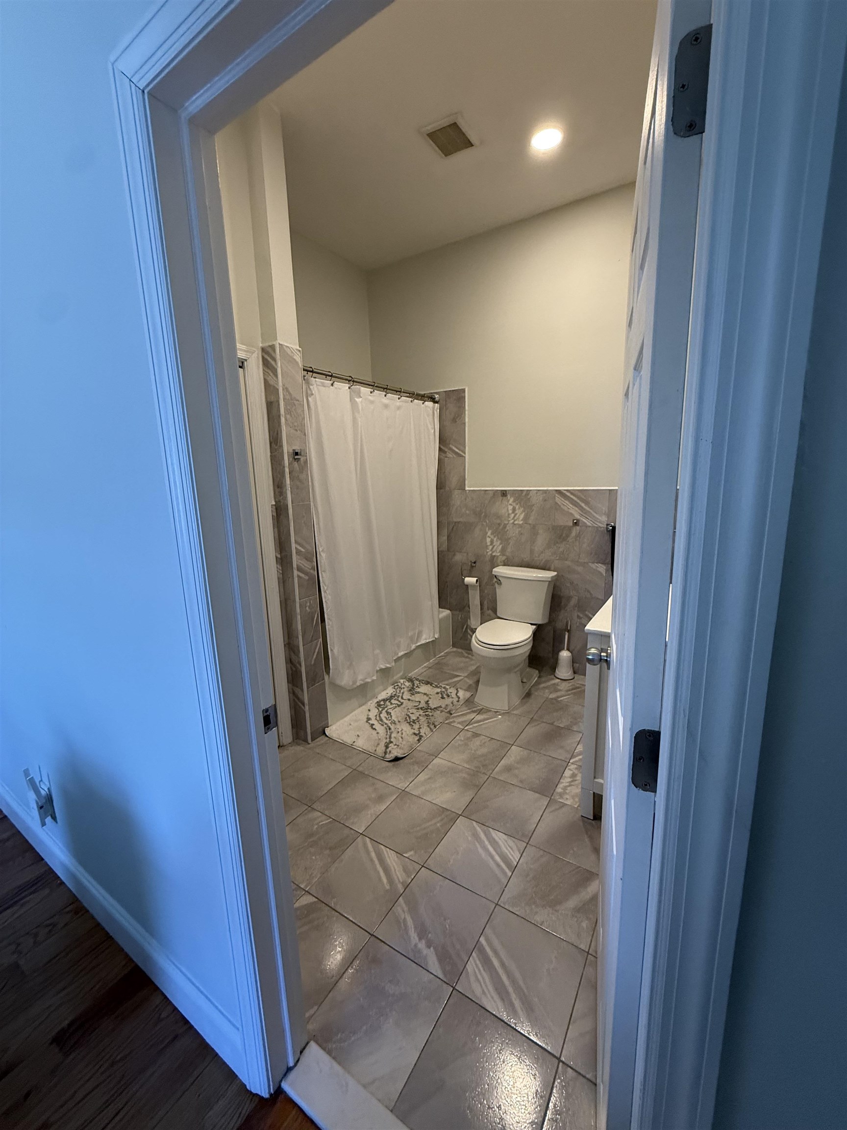 102 WASHINGTON ST Unit: 4D