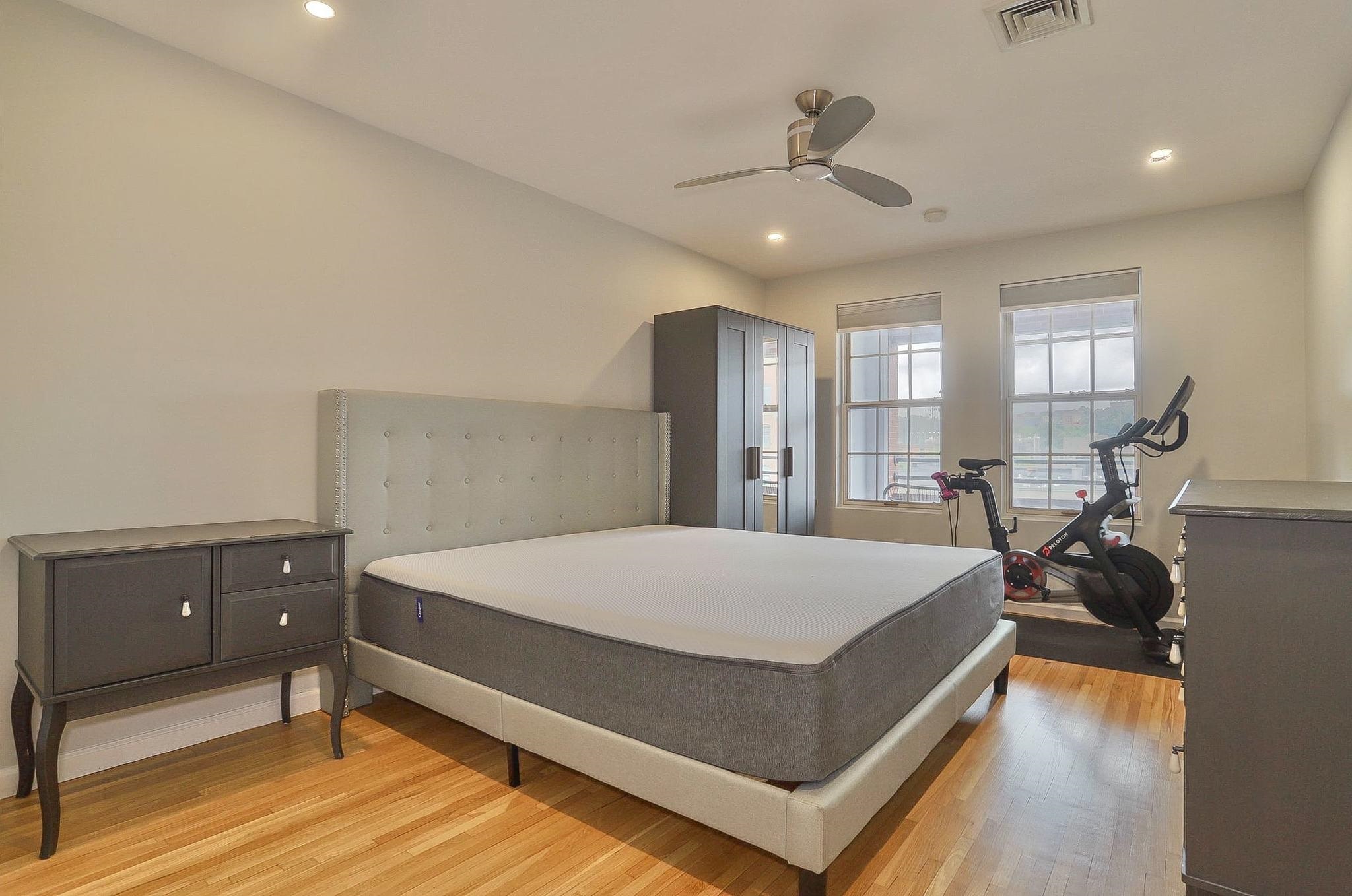 1001 CLINTON ST Unit: 5B
