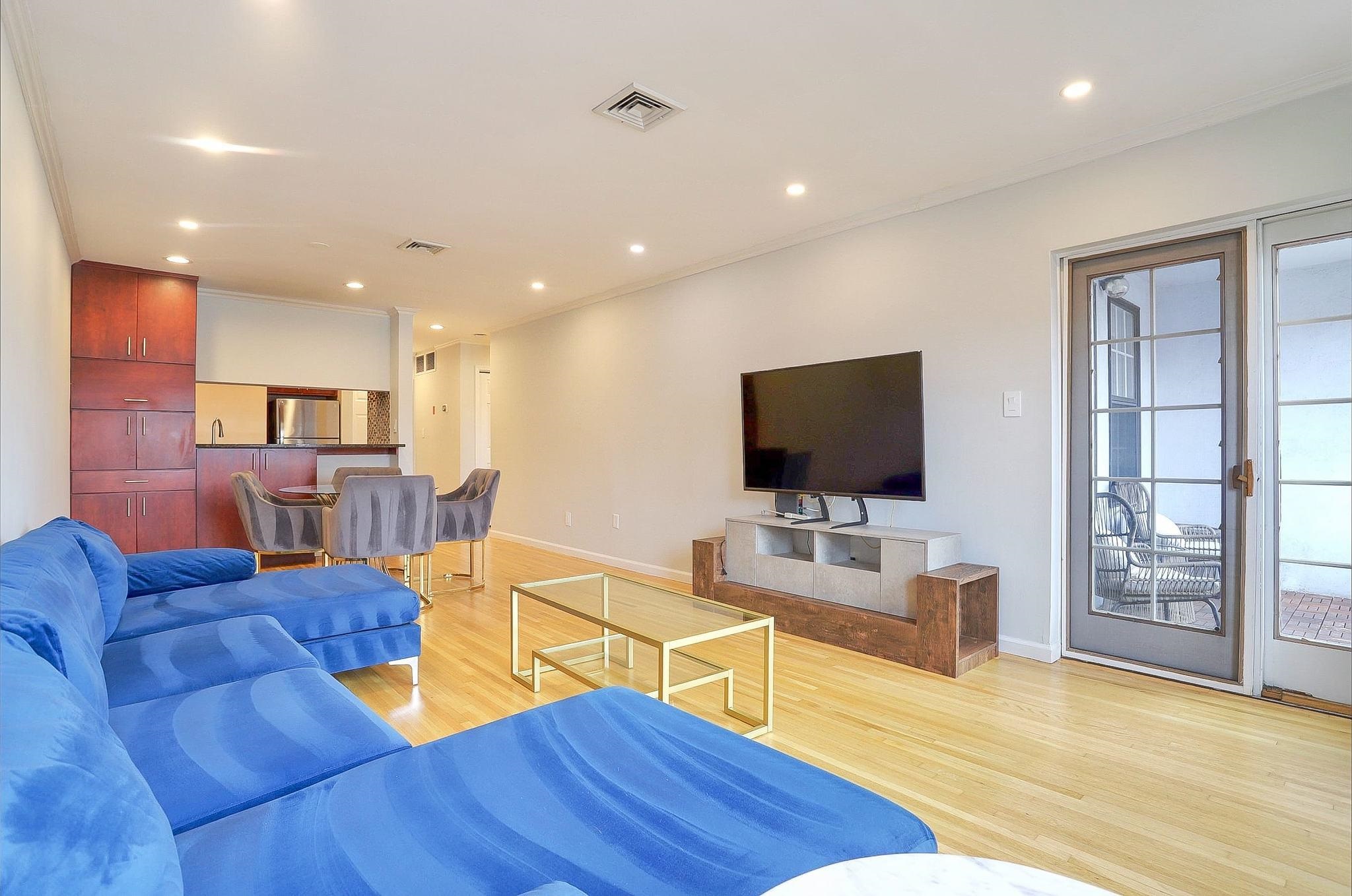 1001 CLINTON ST Unit: 5B