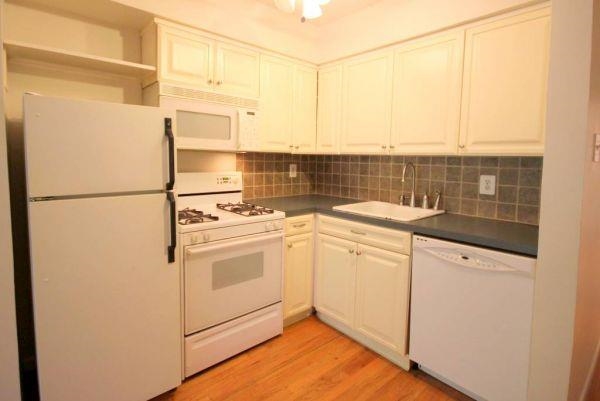 108 14TH ST Unit: 4W