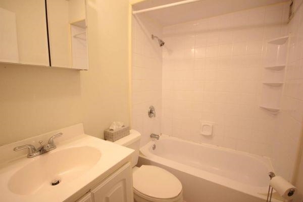 108 14TH ST Unit: 4W