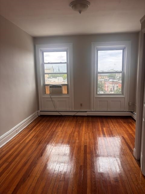 63 5TH ST Unit: 3