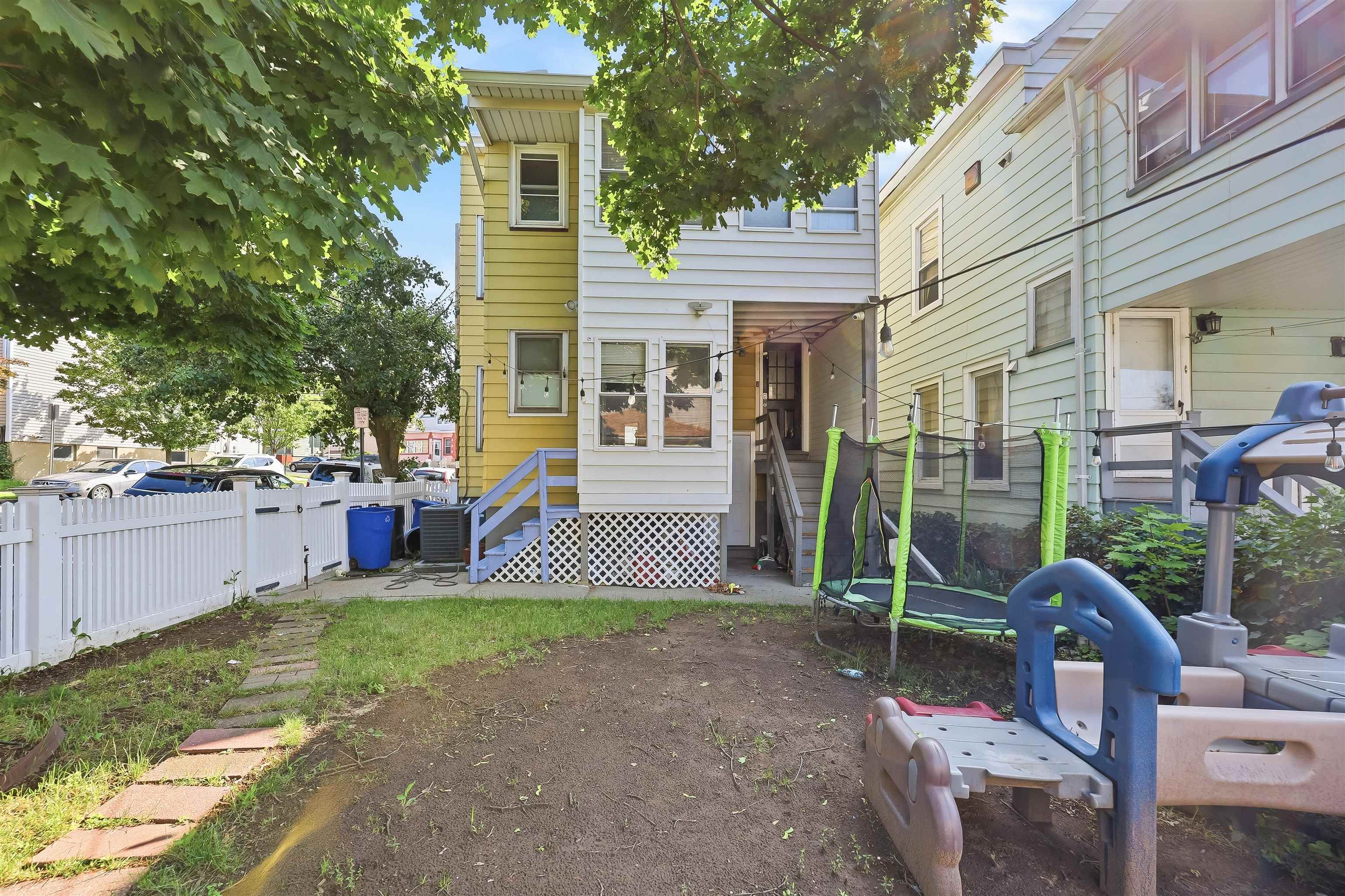 39 STRUYK AVE