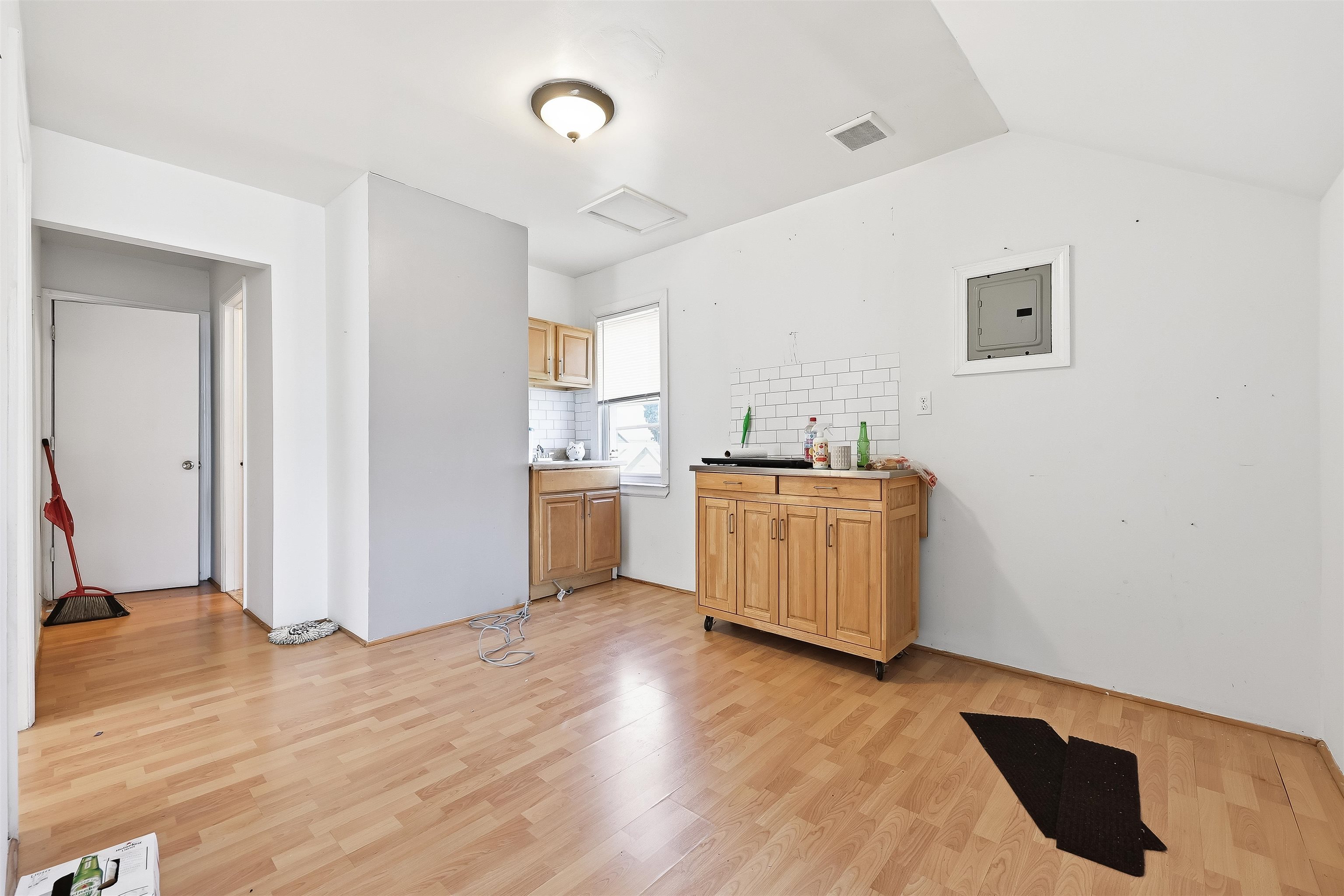 39 STRUYK AVE