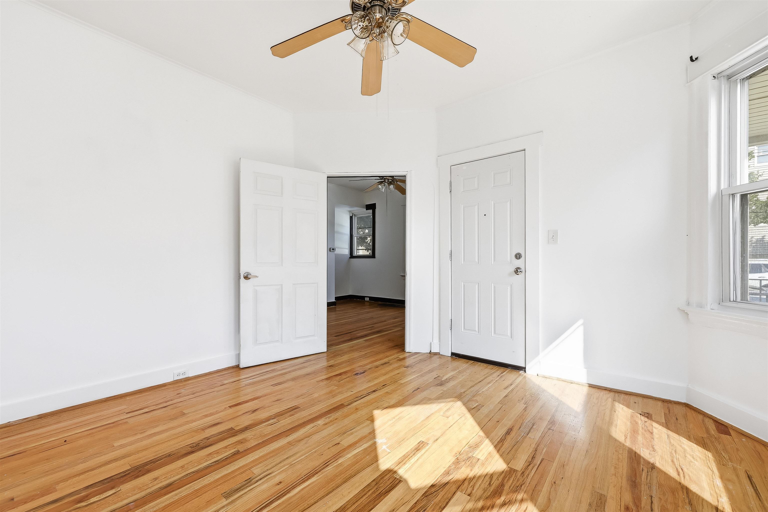 39 STRUYK AVE