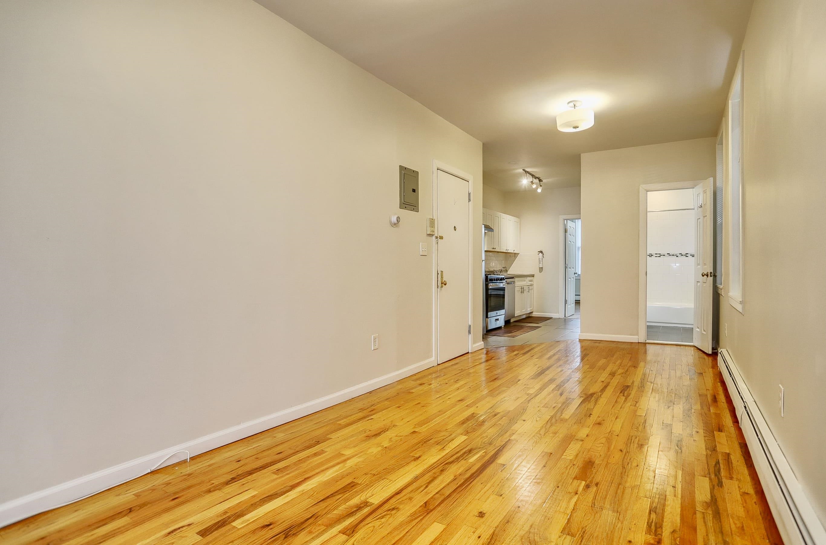275 WEBSTER AVE Unit: 2