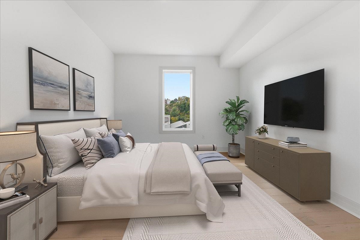 931 MADISON ST Unit: 307