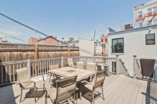 523 WASHINGTON ST Unit: 2