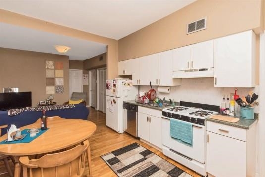 523 WASHINGTON ST Unit: 2