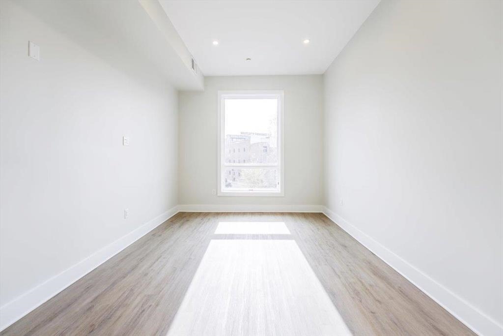 667-665 GRAND ST Unit: 204