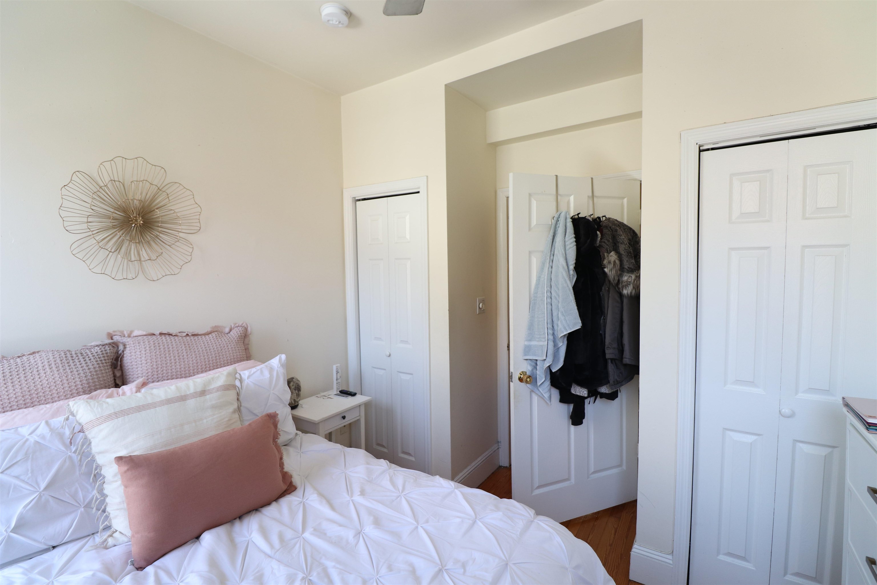 202 BLOOMFIELD ST Unit: 4