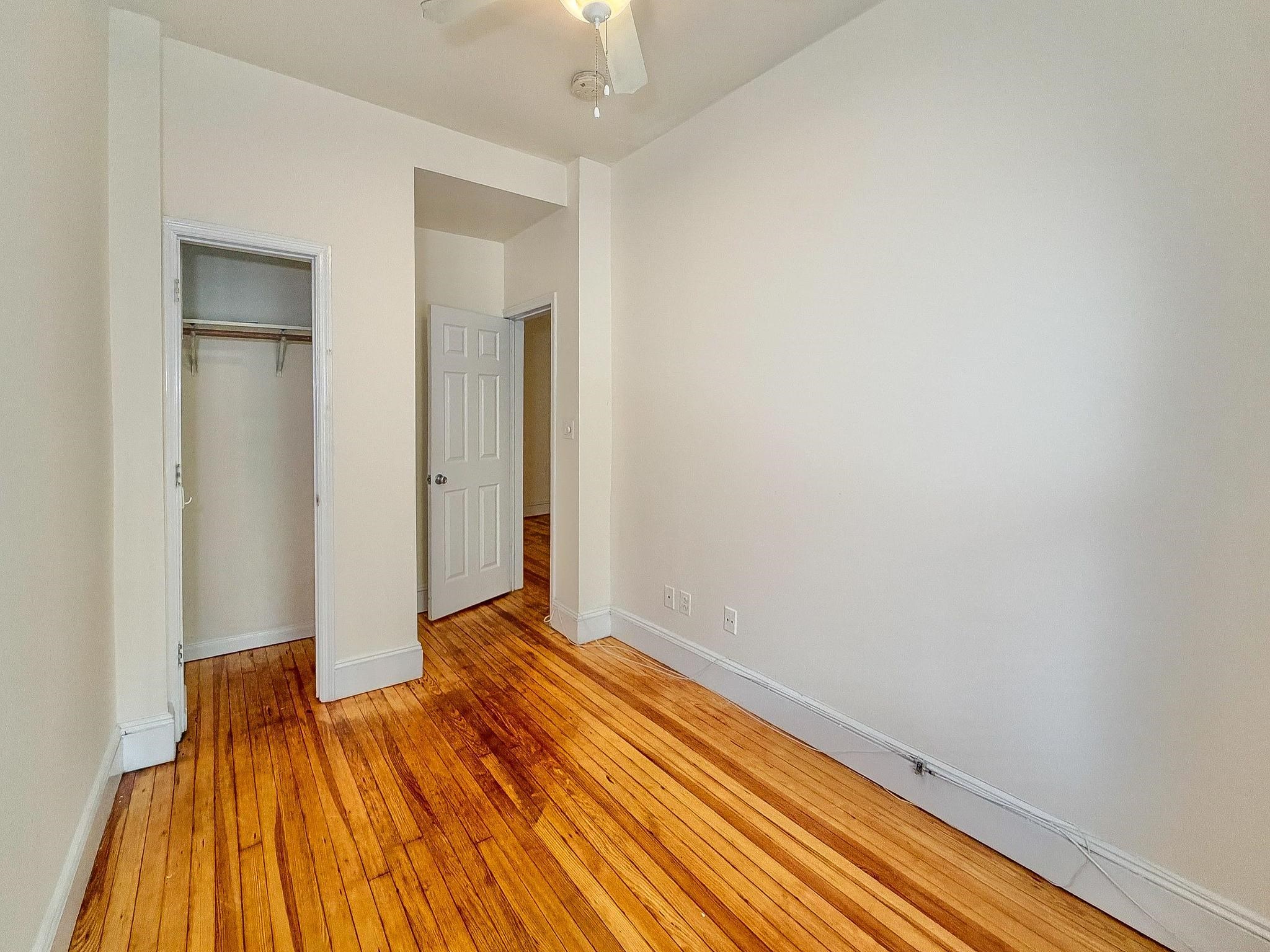 202 BLOOMFIELD ST Unit: 4