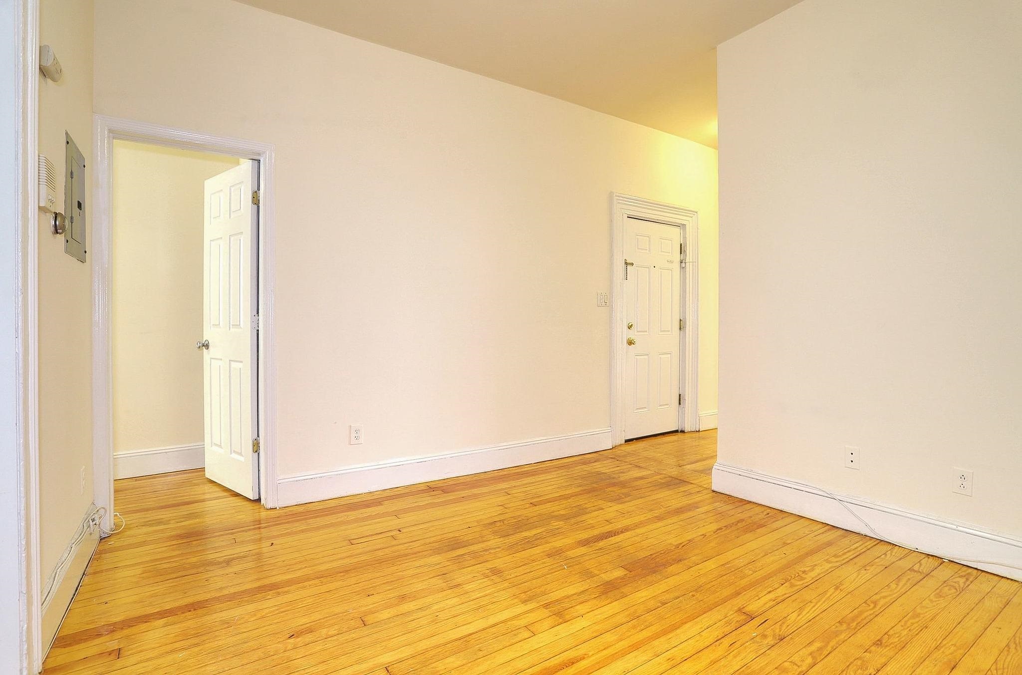 202 BLOOMFIELD ST Unit: 4