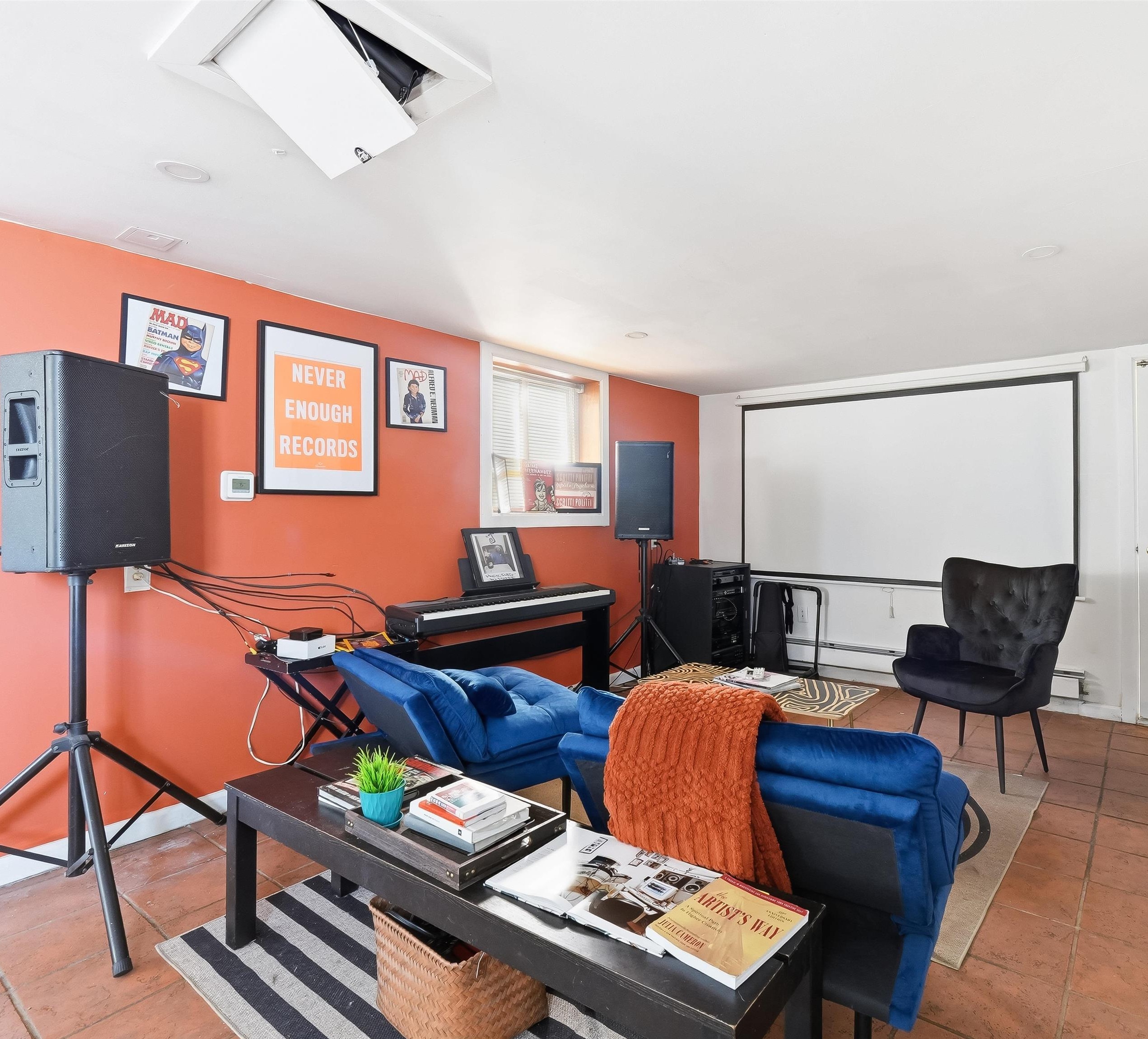 211 PLAINFIELD AVE