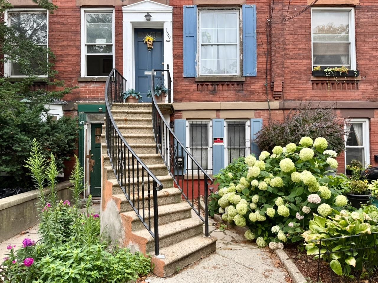 169 BELMONT AVE Unit: 1