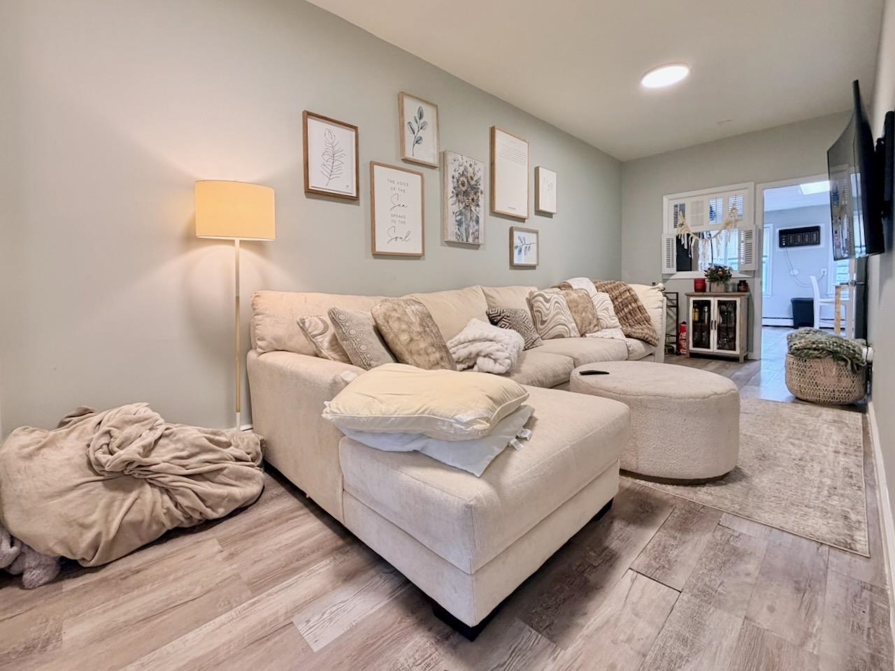 227 CLINTON ST Unit: 4