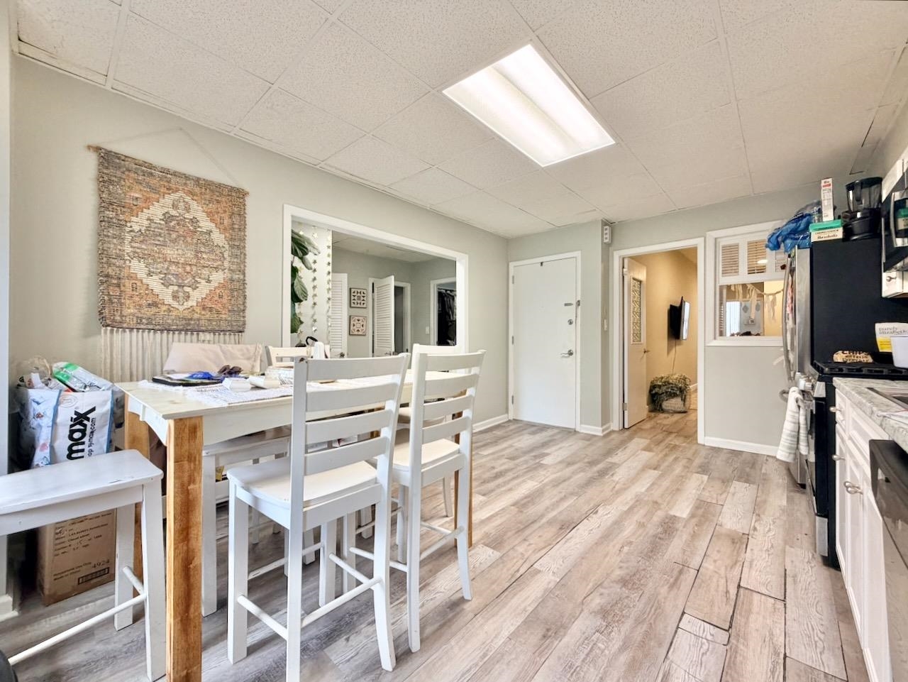 227 CLINTON ST Unit: 4