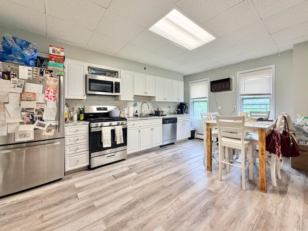 227 CLINTON ST Unit: 4