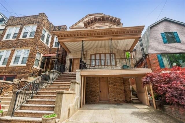 118 PARKVIEW AVE Unit: 1